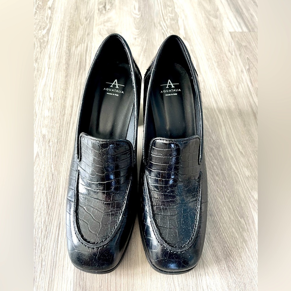 Aquatalia Michelle Water Resistance loafer shoes. 8.5